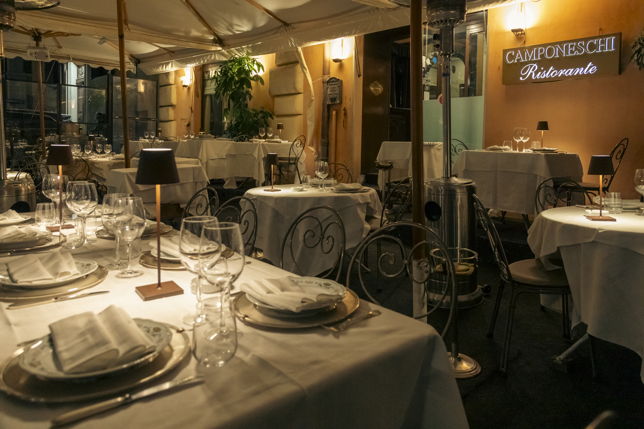 Dehors Piazza Farnese - Ristorante Camponeschi