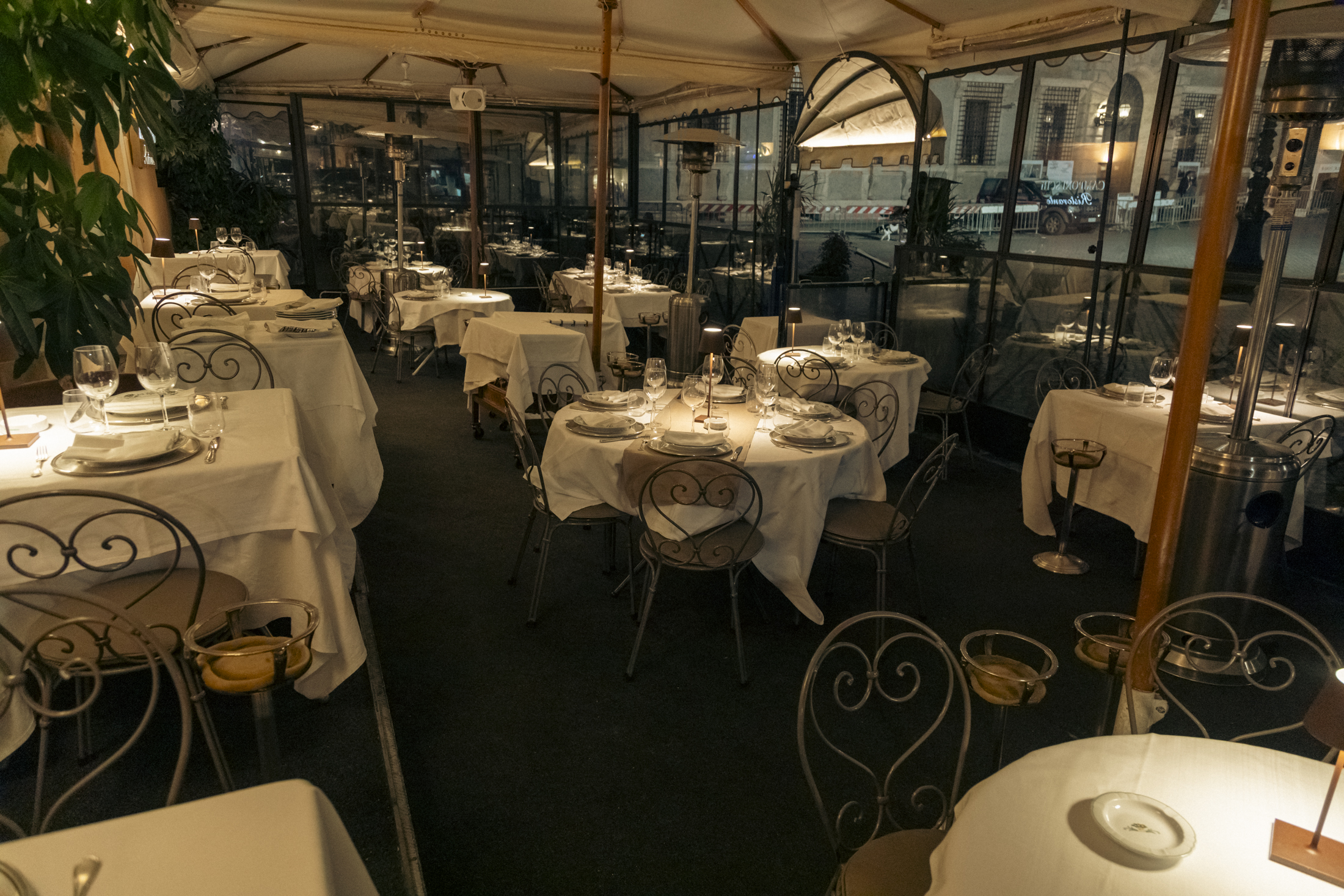 Dehors Piazza Farnese - Ristorante Camponeschi
